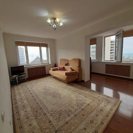 악타우 Flat at the seafront 아파트 외부 사진